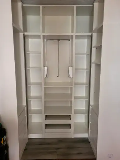Gallery item